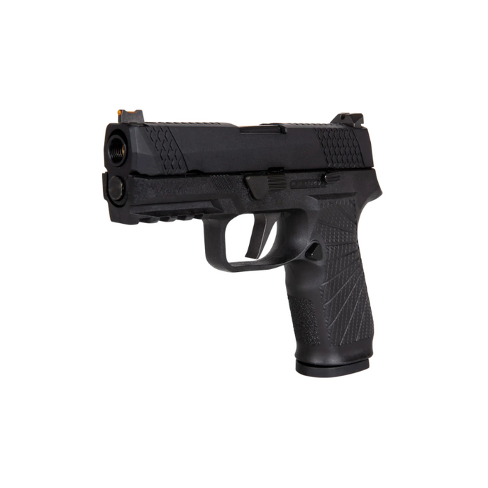 WE F18 - Black