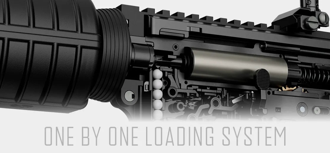 Tokyo Marui EVOLT M4A1 Carbine & X4 Additional Magazines